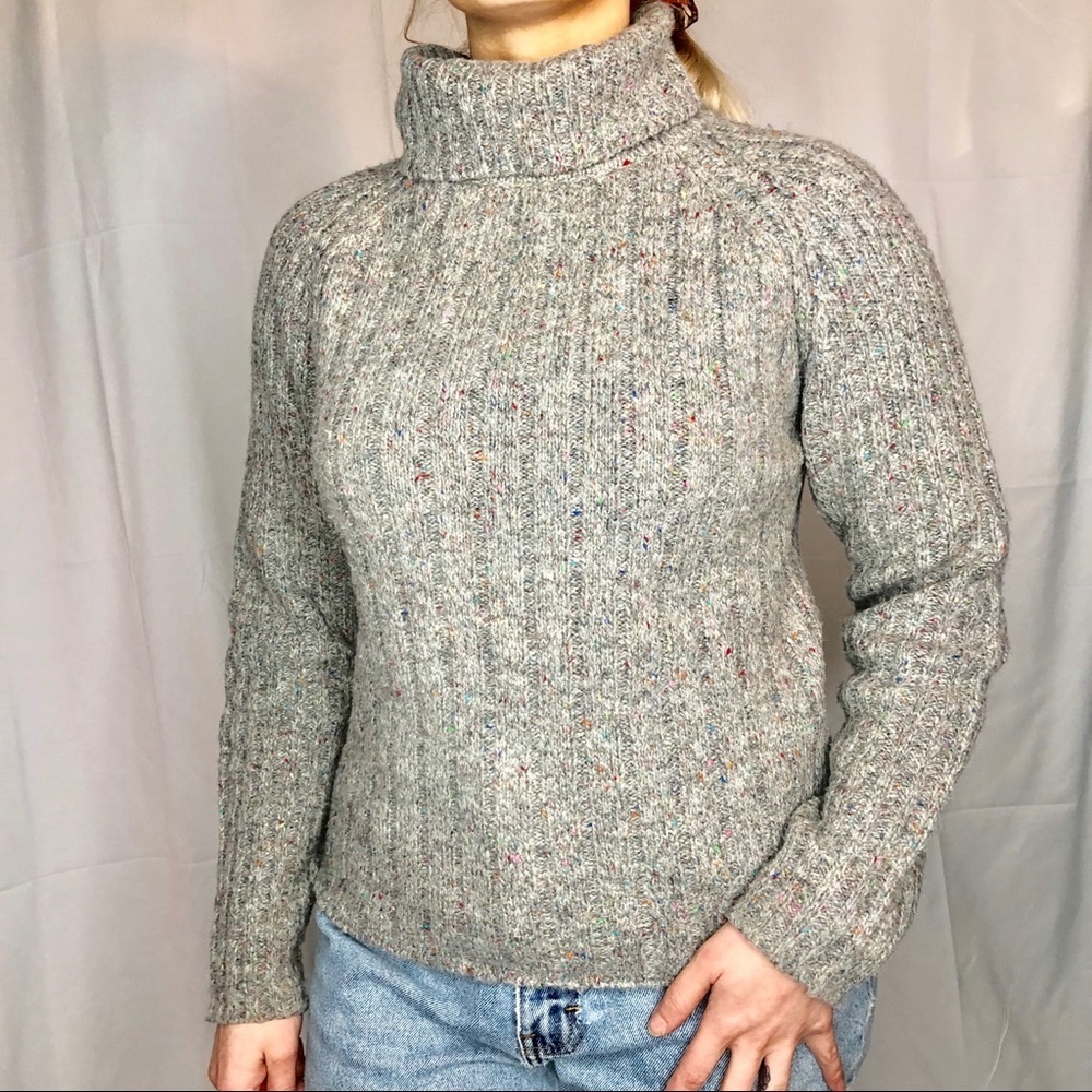 Vintage ribbed turtleneck sweater